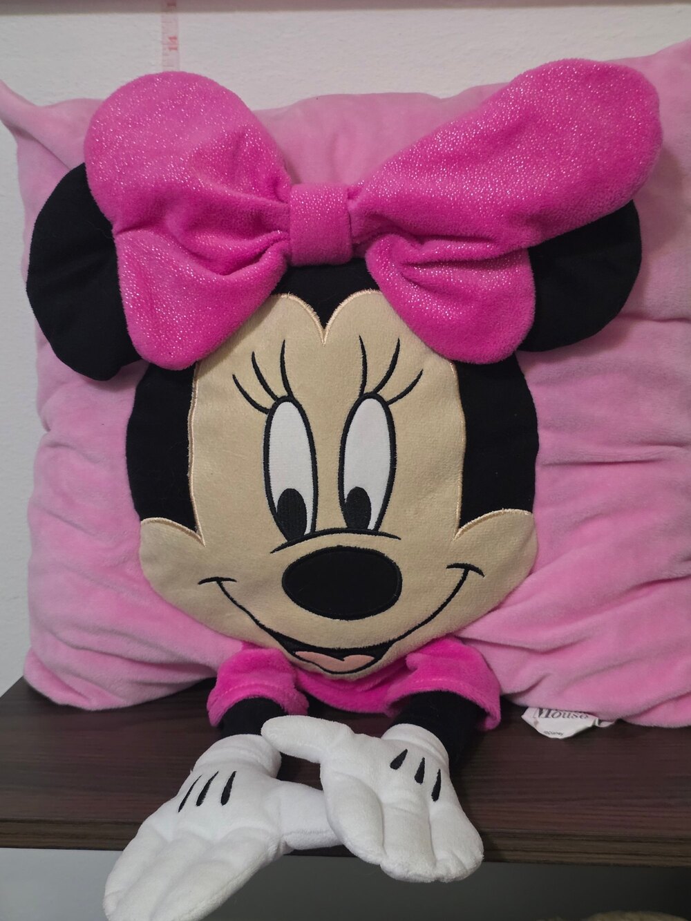 Disney Minnie Mouse 3D Snuggle Accent Pillow